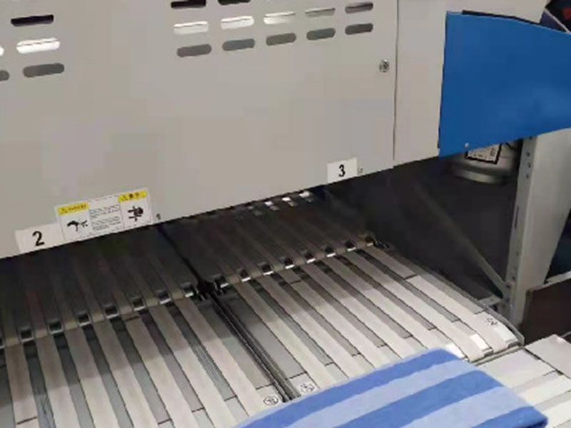 新干巾类折叠机-01