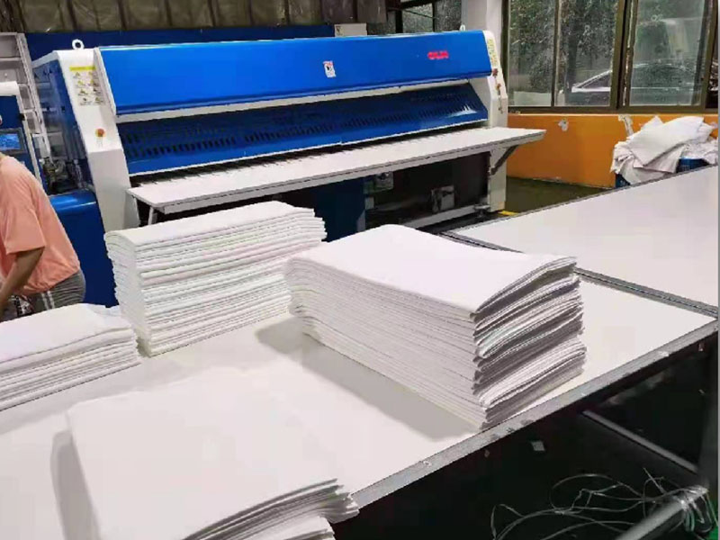 新干高速熨烫机-01